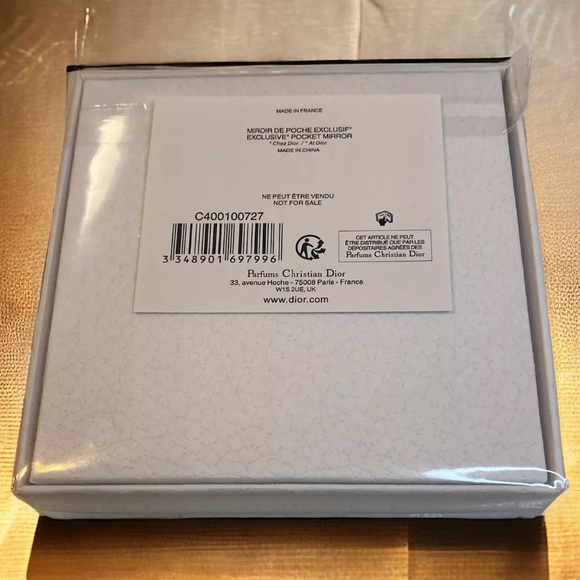 Authentic Dior Compact Mirror (Silver Tone, Patterned, Plaid, Crisscross) - Picture 7 of 10